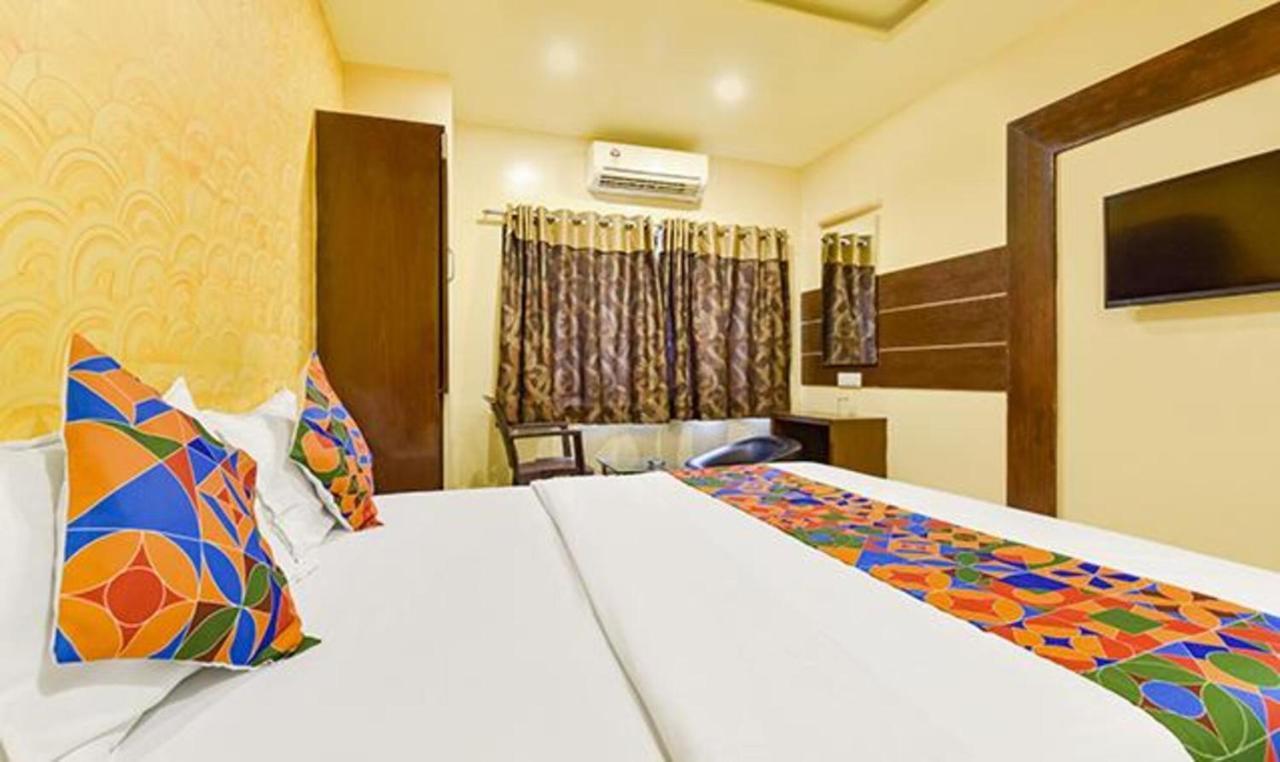 Fabhotel Kalash Residency Ахмедабад Экстерьер фото